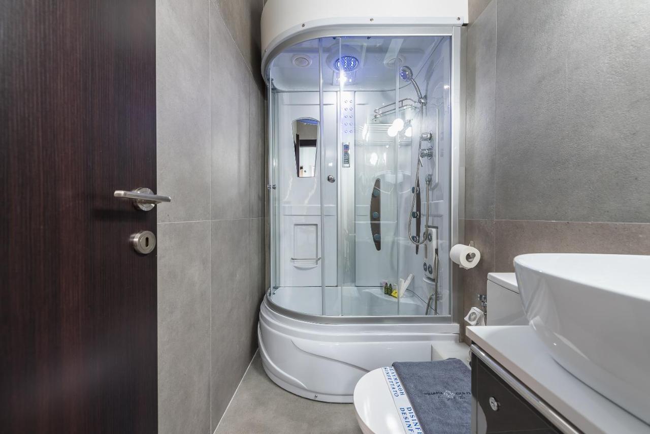 Iguana Gold Luxury Suites 1Min From Ermou Str Athens Luaran gambar